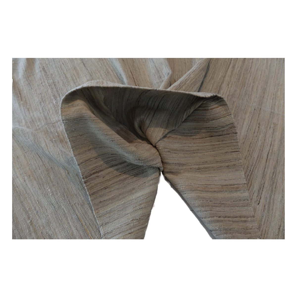 Woolen Handmade Sandrift Kilim Rug-1