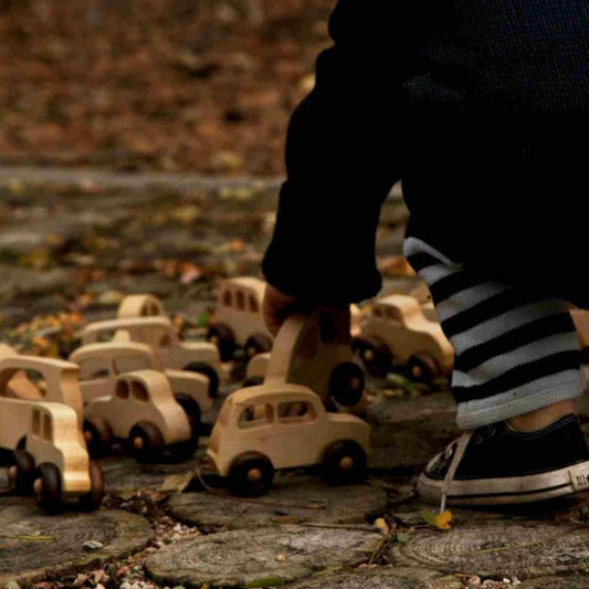 Leksaker Träleksak BUSS – Tidlös fordonslek för små äventyrare