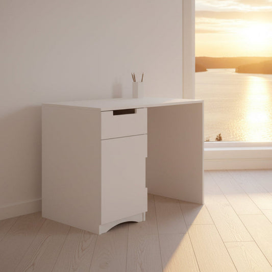 Skrivbord Skrivbord KLASSISK – Gedigen arbetsplats i massiv furu (76 x 100 cm)