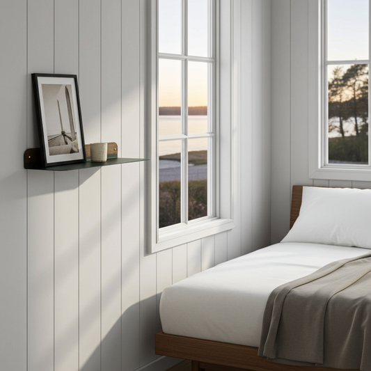 NÄTT - Vägghylla i metall