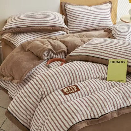 Bäddset Bäddset 4 delar VELVET – Lyxig komfort med sammetskänsla (Flera varianter)