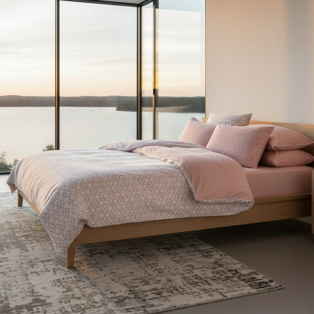 Bäddset Bäddset NJUTER rosa – Ge sovrummet en mjuk och harmonisk färgklick (220 x 240 cm)