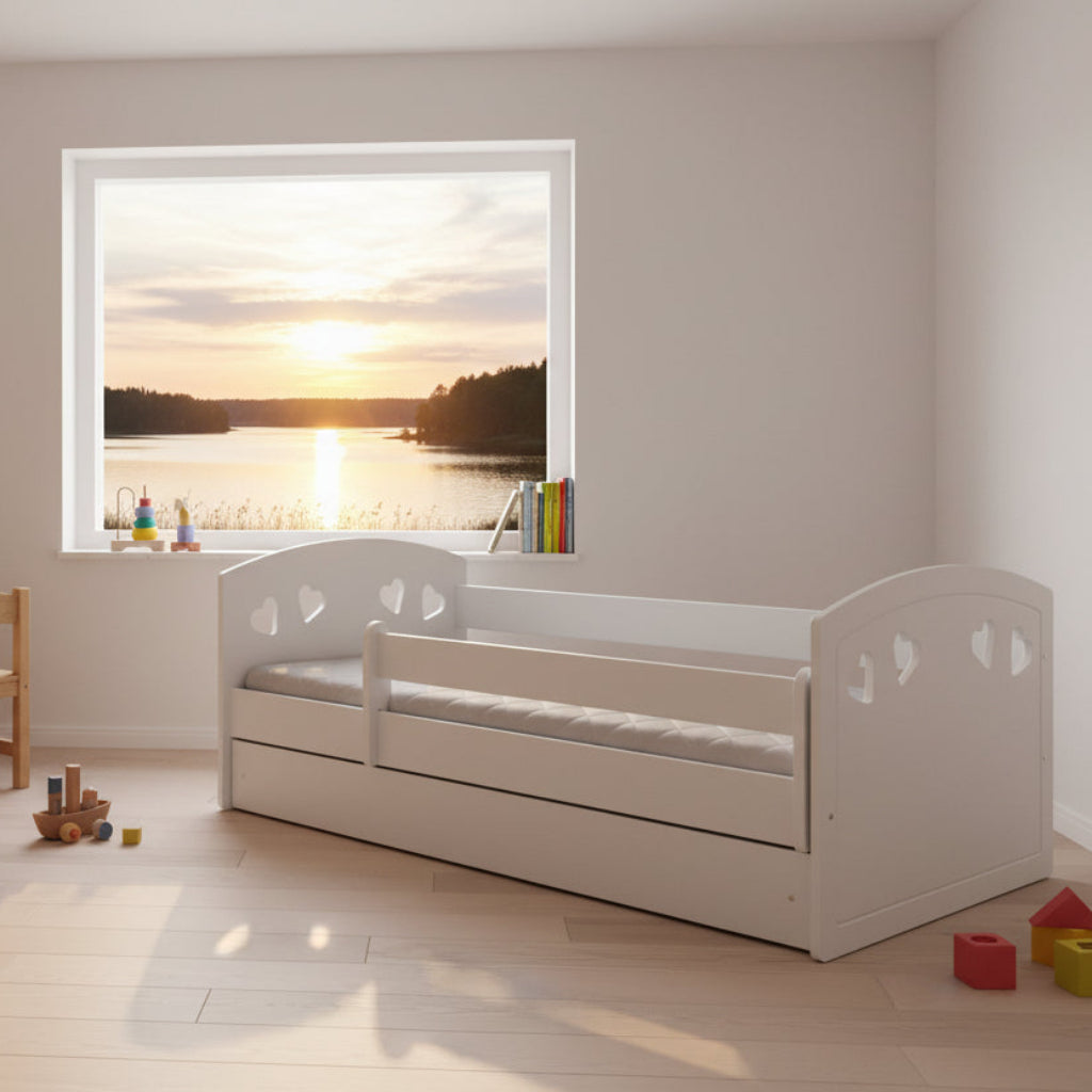 Säng Barnsäng JULIA – En trygg och tidlös sovplats (Flera varianter)