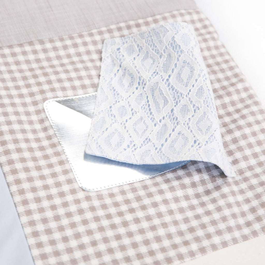 Babyleksaker Babygym KARLOOVA – En harmonisk lekplats för det första året (100 x 100 cm)