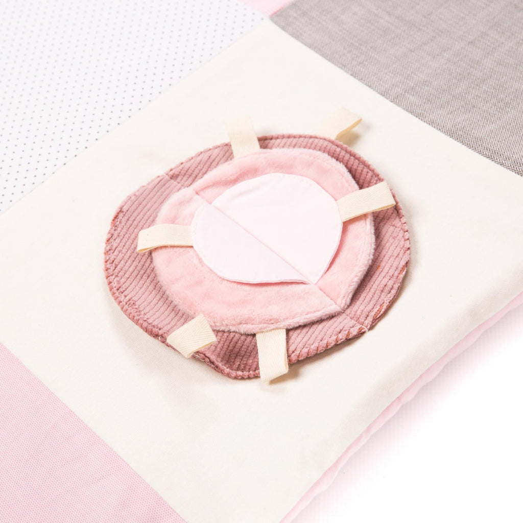 Babyleksaker Babygym KARLOOVA – En harmonisk lekplats för sensorisk upptäckt (100 x 100 cm)