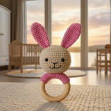 Skallra Skallra för baby HAPPY – En färgglad och greppvänlig första leksak