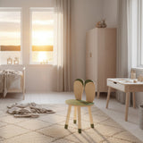 Stol Barnstol KANINEN – Charmig sittmöbel i skandinavisk design