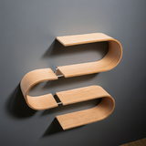 Hylla Vägghylla SNAKE – Modern förvaring med dynamisk design (Flera varianter)